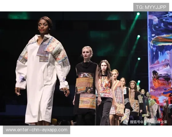 中泰慈善赛现场火爆！多国名流下场挥杆引爆全球关注