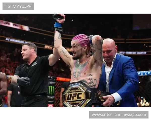 UFC黑马怒击倒冠军候选人，标题瞬间爆炸