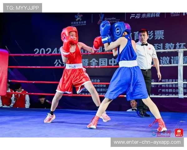 一拳决胜：拳击赛上的瞬间奇迹与心跳胜负