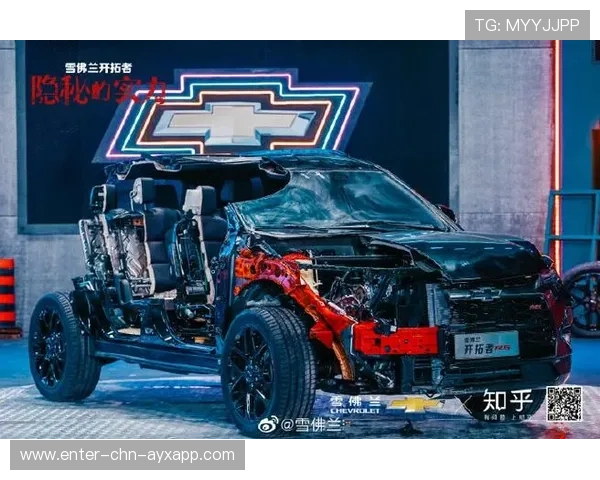 【足球惊魂】门将出击过猛,撞上广告牌瞬间成硬核瞬间 【足球惊魂】门将出击过猛,撞上广告牌瞬间成硬核瞬间